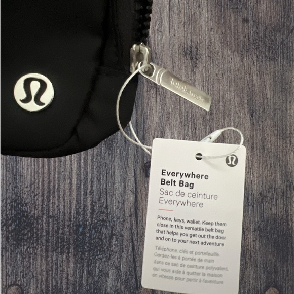 Lululemon everywhere belt bag - Picture 3 of 3